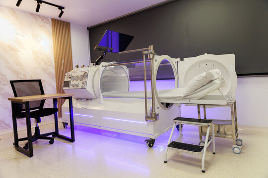 Inside the Hyperbaric Chamber: A Glimpse into Advanced Healing Technology