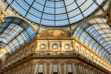 Obraz premium Interior of the famous Galleria Vittorio Emanuele II in Milan