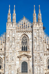 Fototapeta premium Milan Cathedral (Duomo di Milano) on a sunny day.