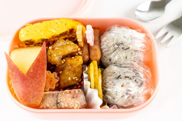 小さい子供用の手作りお弁当