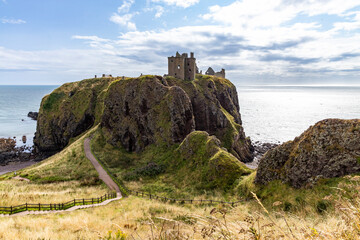 Dunnottar Castle rises in dramatic ruins atop a cliff overlooking the North Sea. Its breathtaking views, rich history, and rugged beauty make it one of Scotland&rsquo;s most iconic and cinematic locations.