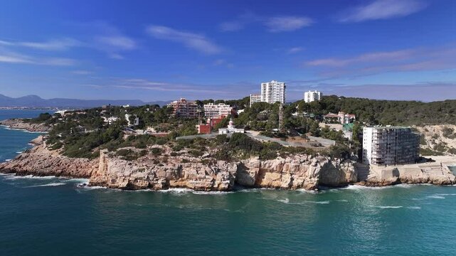 Faro de Salou en Tarragona, Catalu&ntilde;a