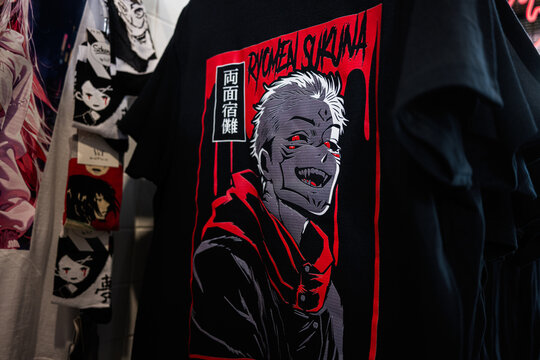 Black T-shirt with vibrant anime art print in bright red and gray colors. Ryomen Sukuna.