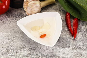 Vietnamese spicy vinegar with garlic