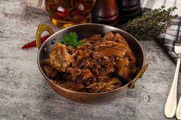 Shredded slow cooked pork meat