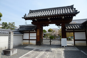 阿弥陀寺　山門　京都市上京区