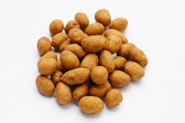Coconut cream coated peanuts snack