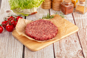 Raw beef cutlet for burger