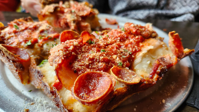 Detroit Deep Dish Delight