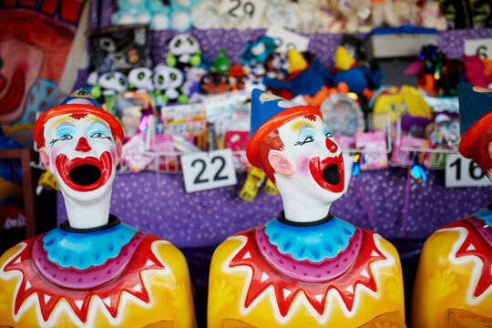 Circus clown carnival game  and prizes