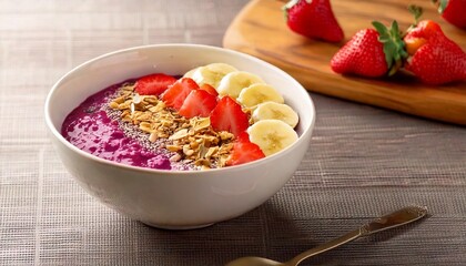 deliciosa tigela de açaí brasileiro com acompanhamento de frutas