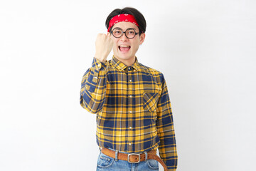 アキバ系の男性　ガッツポーズ　白背景