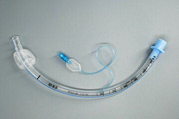 Single-Use Endotracheal Tube with Cuff. A clear, flexible medical device designed for airway management during anesthesia and respiratory support.