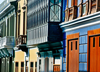 Fachada de csasas na cidade de Lima. Peru.