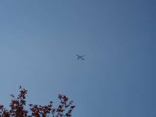 airborne plane over blue sky