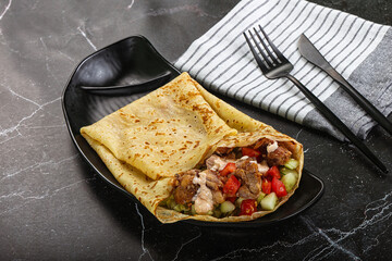 Pancake with chicken and vegetables