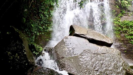 沖縄県八重山諸島西表島のゲータの滝