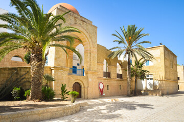 Naklejka premium Promenade along the walls of the medina of Yasmine Hammamet, Tunisia.