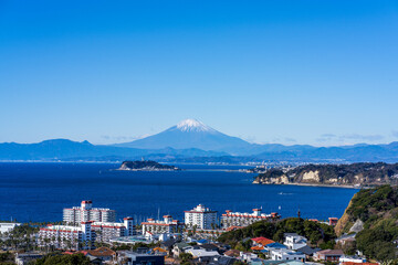 江ノ島と富士山