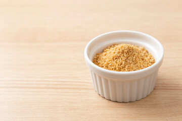 テーブルに置かれた甜菜糖