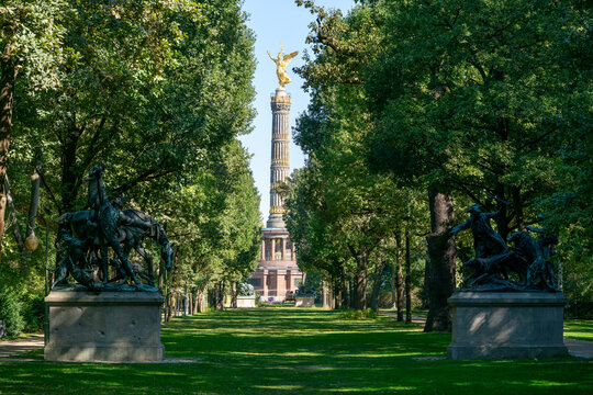 Siegess&auml;ule - landmark column in center of Berlin (Germany)