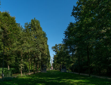 Siegess&auml;ule - landmark column in center of Berlin (Germany)