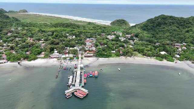 Drone image in motion on a slightly sunny day, with a general view of Ilha do Mel, in the Encantadas region, located in Paranagu&aacute;, on the coast of Paran&aacute; (Brazil).
