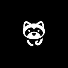 Obraz premium Minimalist black and white raccoon logo design featuring clean lines and simple shapes for modern branding