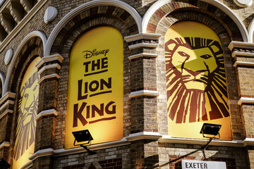 A Showtime theatre to see The Lion King or Les Miserables at London with Whittle Coaches