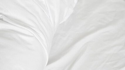 Clean bedding setup representing hotel rest, minimalism and daily wellness