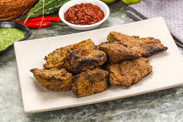 Grilled beef barbecue with spises