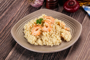 Gourmet risotto with prawn and cheese