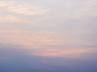 朝焼けに染まる雲01