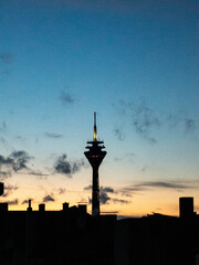Obraz premium City panorama and TV tower on sunset, Dusseldorf