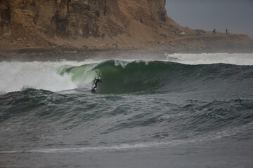 When La Herradura wakes up, only the fearless paddle out. Walls of water, raw Pacific energy, and a...