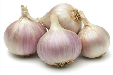 Obraz premium Fresh garlic bulbs on white background