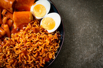Korean instant noodles with Korean rice cake and fish cake and boiled egg