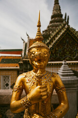 Fototapeta premium Escultura templo de tailandia