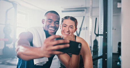 Happy, man and woman in gym selfie with partnership, friends and team workout together. Photography, athlete and personal trainer at sports club for exercise, fitness influencer and social media