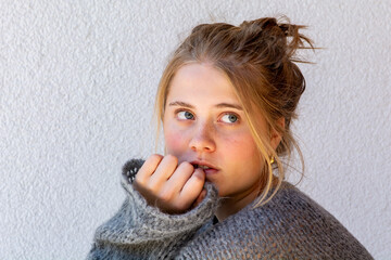 Junge Frau, ungeschminkt, natürlich