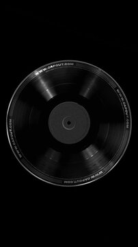 縦型・縦長動画用：黒ブラックバック素材 背景にイラストやアイコンや3CGアニメーションが動き回る