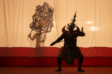 Thai Khon performers in elaborate Thotsakan costumes