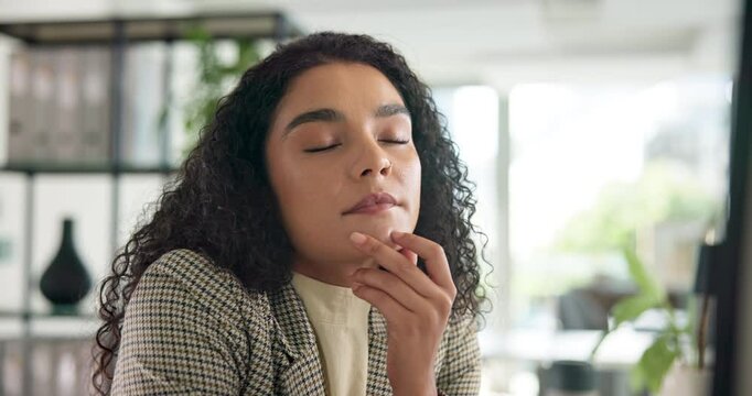 Thinking, computer or businesswoman in administration office on finance spreadsheet or payroll data system. Financial, ideas or accountant problem solving for bookkeeping solution or budget funding