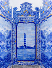 Painel de azulejos com a imahem do Farol da Barra em Aveiro