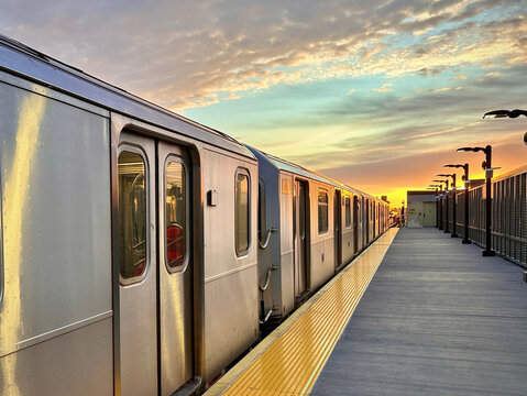 Empty Subway Platform at Sunset (Queens, New York, USA)
