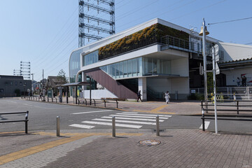 多磨駅前の風景