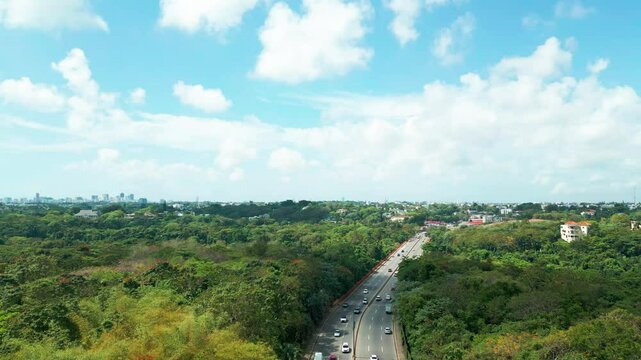 Avenida Jacobo Majluta Azar Santo Domingo Norte