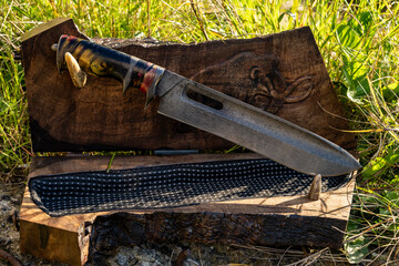 Damascus knives are known for their wavy steel patterns, strength, and sharpness. Made by folding multiple steels, they combine durability with unique, artistic beauty.