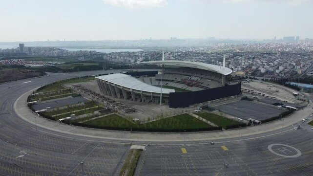 İstanbul Atat&uuml;rk Olimpiyat Stadı