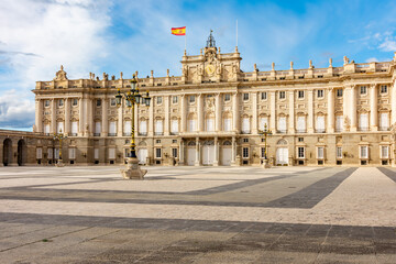 Obraz premium Royal palace facade in Madrid, Spain